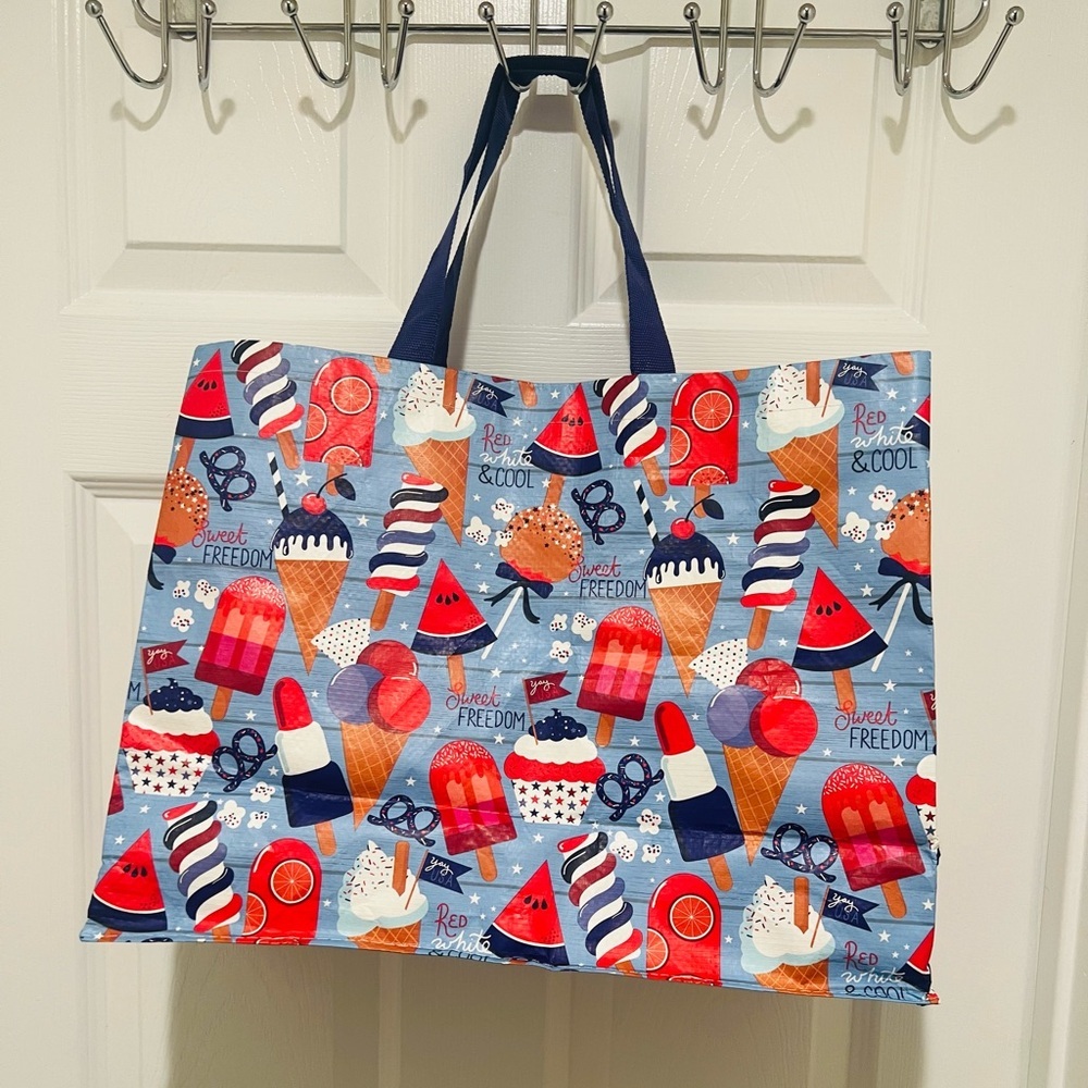 LIKE NEW Patriotic 4th of July Ice Cream and Fruit Red White and Blue Tote Bag
